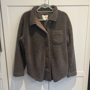 Koolaburra Brown Sherpa Jacket size XS (but pretty big!)